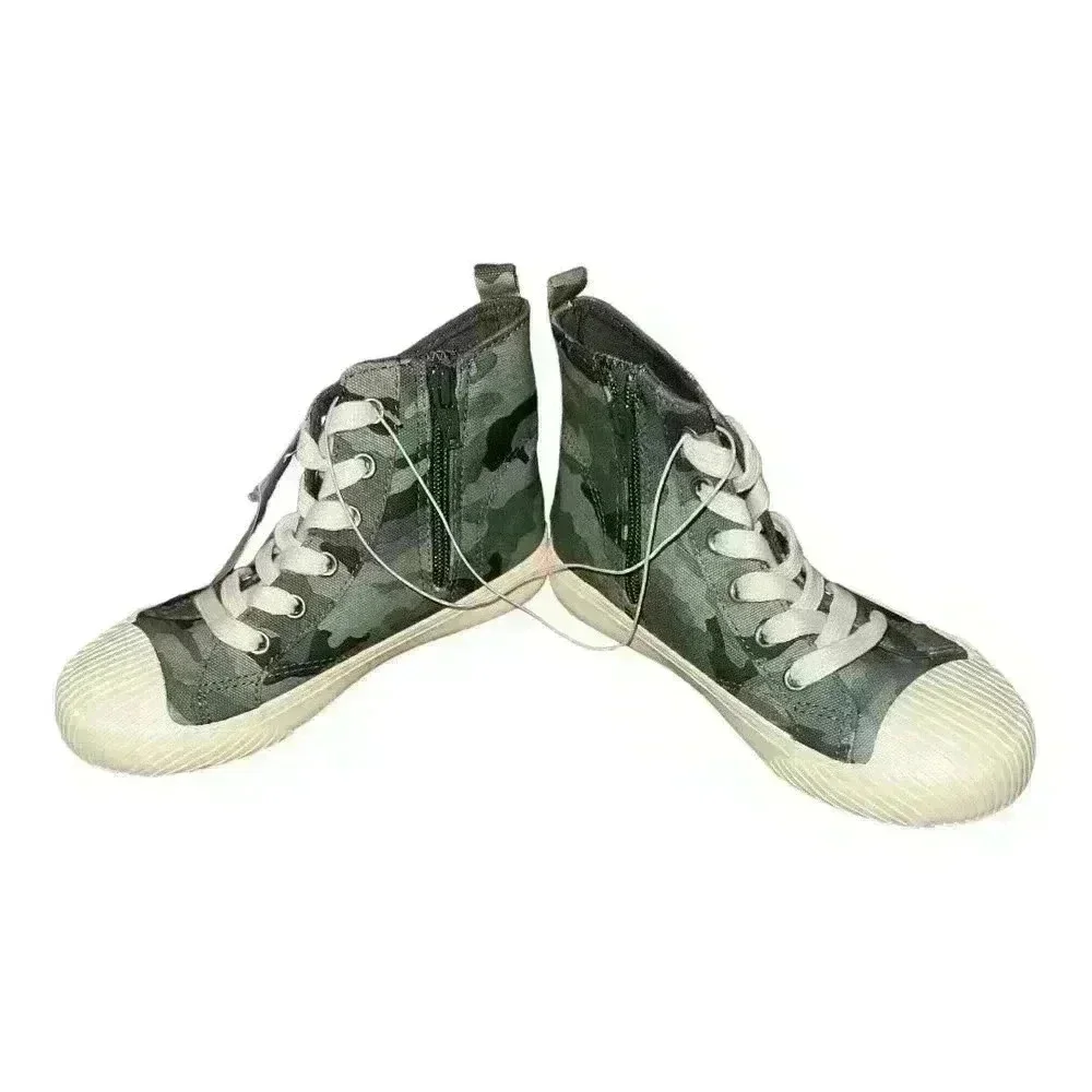 Cat & Jack Camo High Top Zip Up Tennis Shoes, Size 1